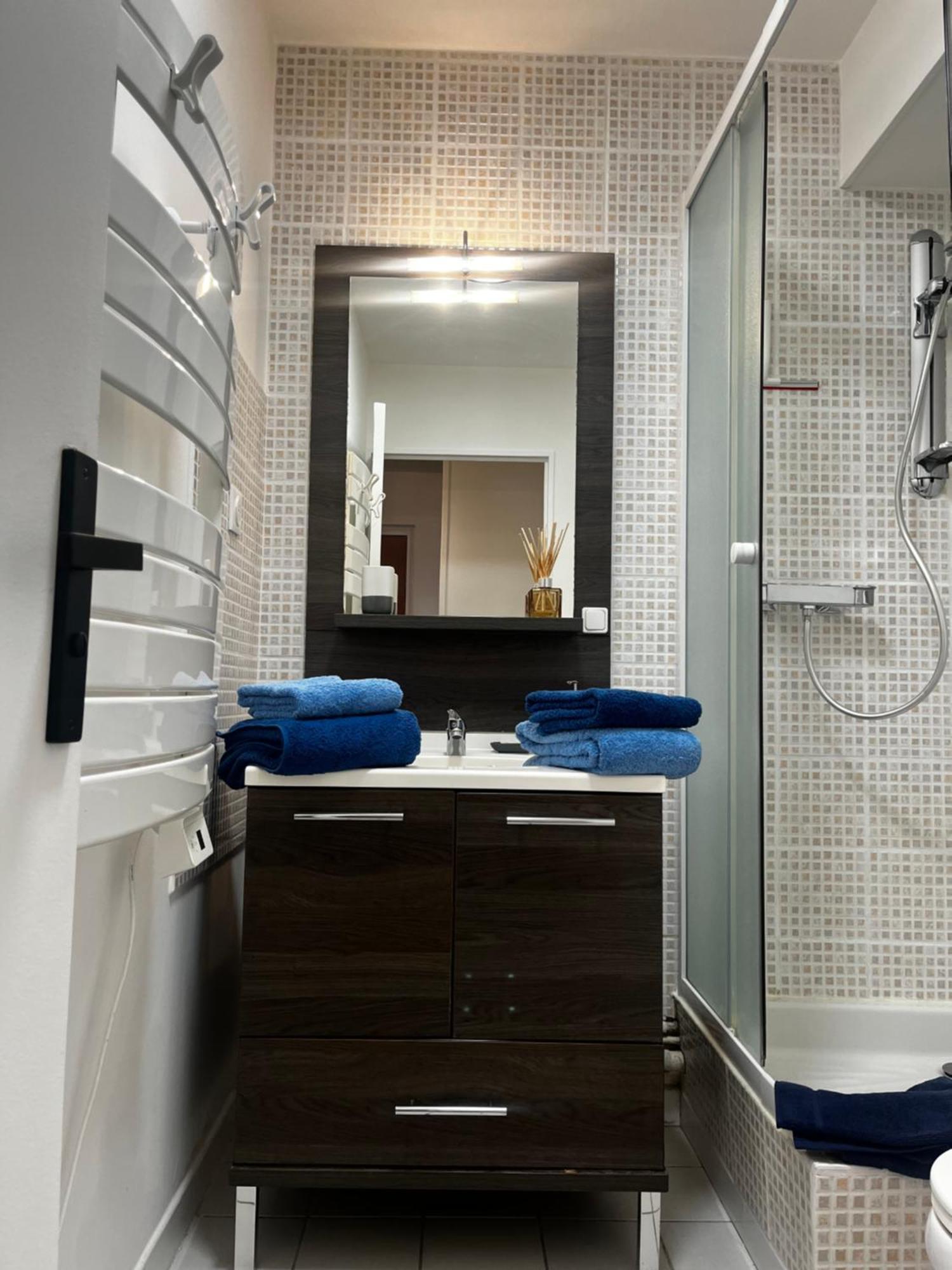 Apartment Magnifique - Au Pied De La Gare Rer Cergy